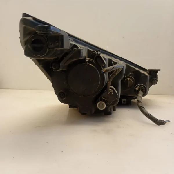 Faro ant. sinistra Hyundai Ix35 (2010 – 2015) 1.7 85 KW diesel 921012Y610 D4FD