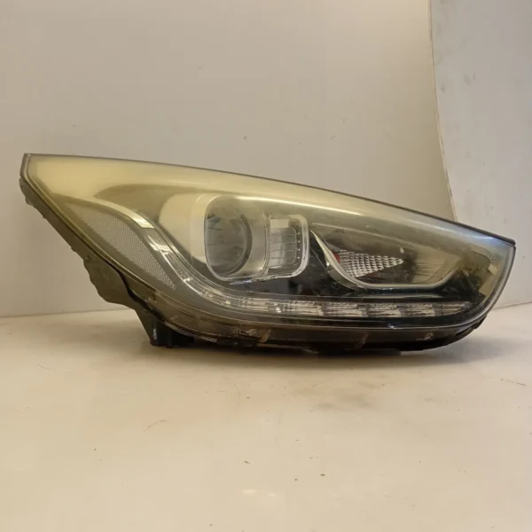 Faro ant. destra Hyundai Ix35 (2010 – 2015) 1.7 85 KW diesel 921022Y610 D4FD