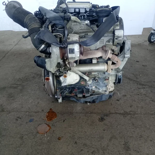 Motore semicompleto Volkswagen Tiguan (2007 – 2011) 2.0 103 KW diesel 03L100090X CBA