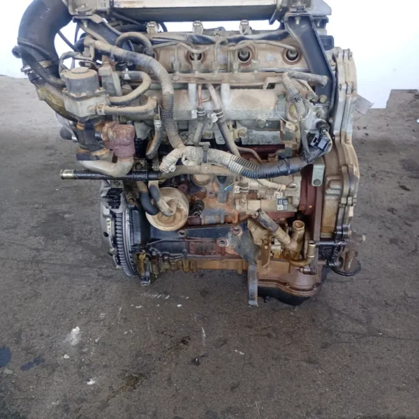 Motore completo Nissan X-trail (2003 – 2007) 2.2 100 KW diesel YD22