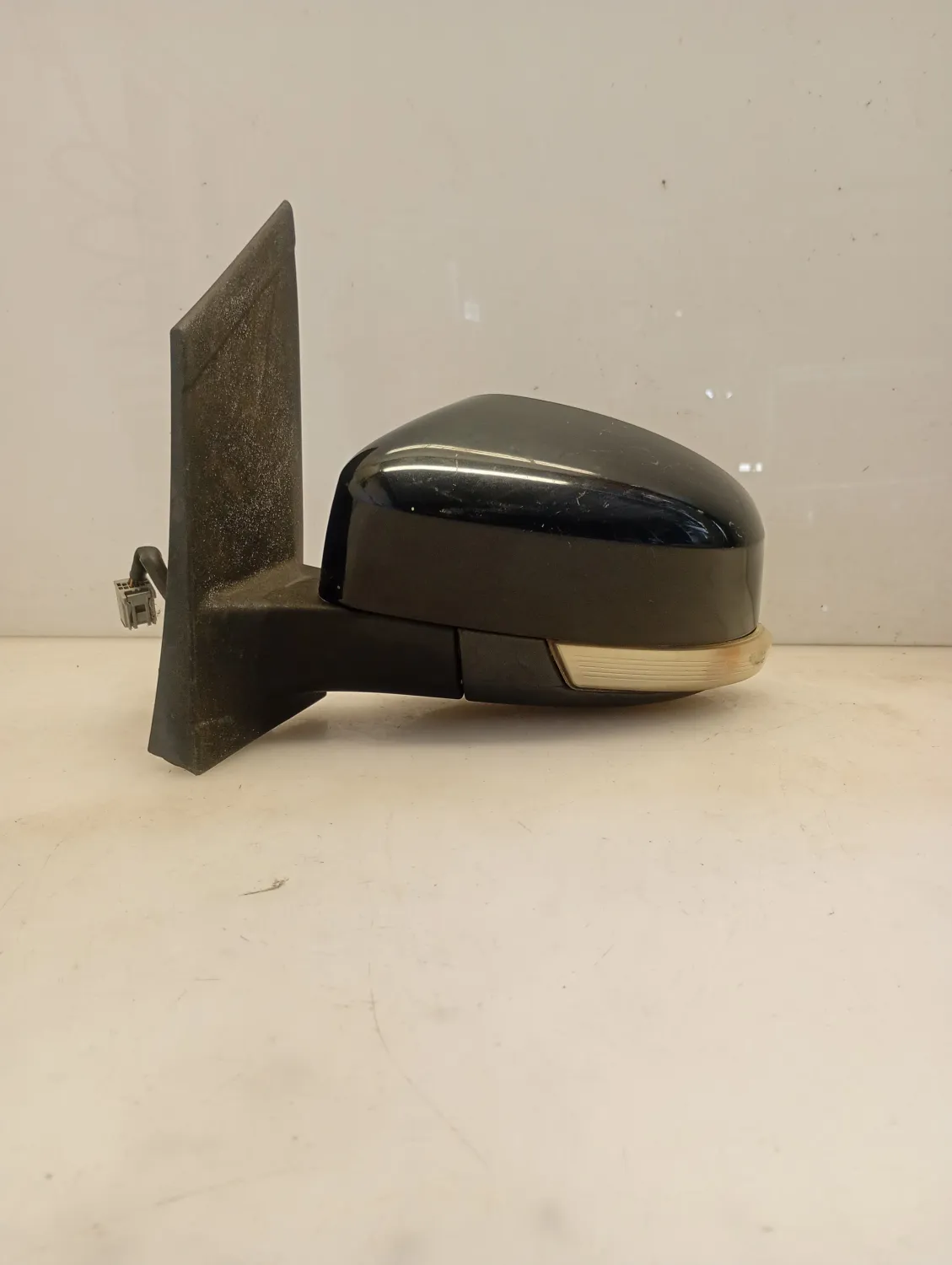 Specchietto est.elettrico sinistra Ford Focus (2008 – 2011) 2.0 107 KW 1728324 SYDA