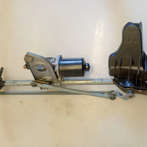 Motorino tergi ant. Bmw Serie 1 (2015 – oggi) 2.0 110 KW diesel B47D20A
