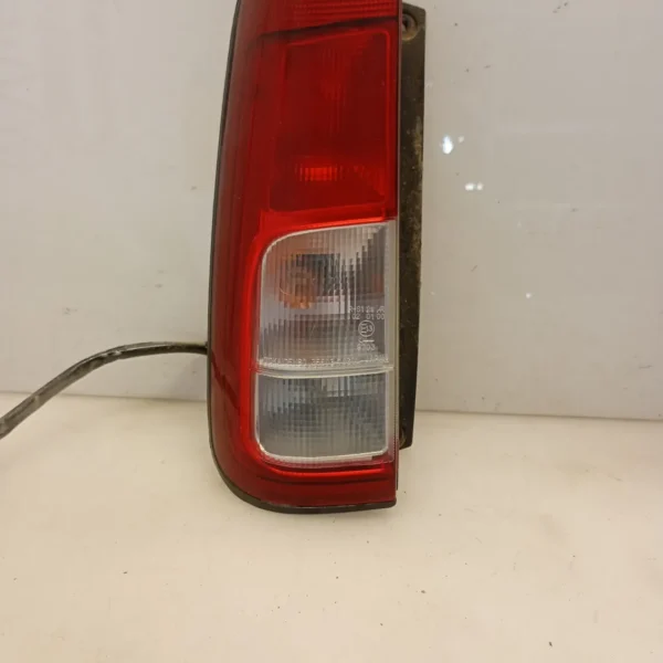 Faro posteriore sinistro Suzuki Ignis 1a Serie 4×4 (2000 – 2003) 1.3 61 KW benzina M13A