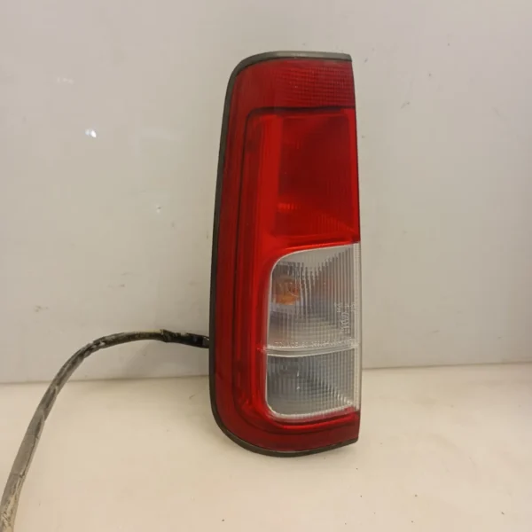 Faro posteriore sinistro Suzuki Ignis 1a Serie 4×4 (2000 – 2003) 1.3 61 KW benzina M13A