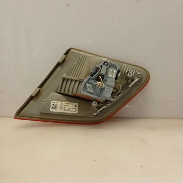 Faro posteriore int. sinistro Mercedes benz Classe B (2011 – 2019) 1.8 100 KW diesel A2469069100 651901