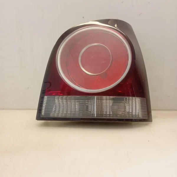 Faro posteriore destra Volkswagen Polo (2005 – oggi) 1.4 59 KW benzina 6Q6945096AB BUD