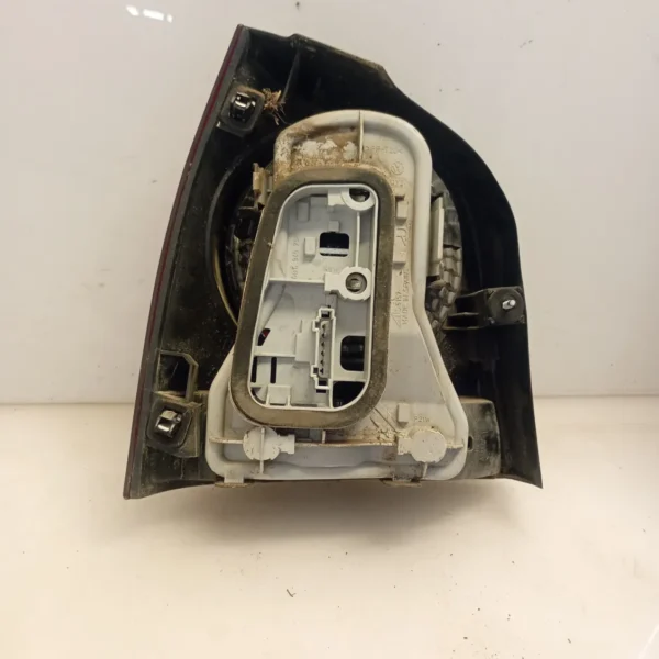 Faro posteriore destra Volkswagen Polo (2005 – oggi) 1.4 59 KW benzina 6Q6945096AB BUD