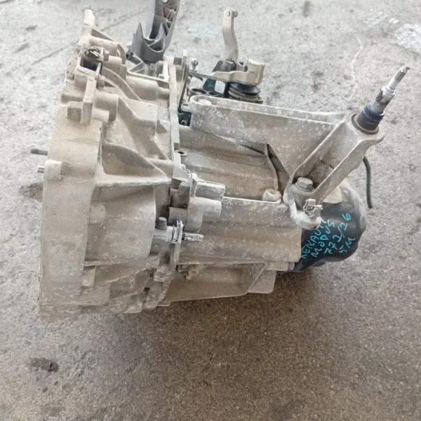 Cambio completo Renault Modus 2a Serie (2008 – 2013) 1.1 55 KW benzina 320106812R D4F D7