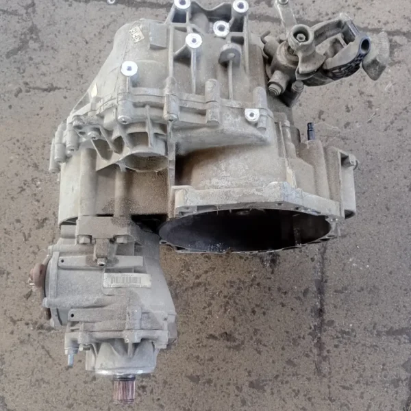 Cambio completo Volkswagen Tiguan (2007 – 2011) 2.0 103 KW diesel 0A6300044N CFF