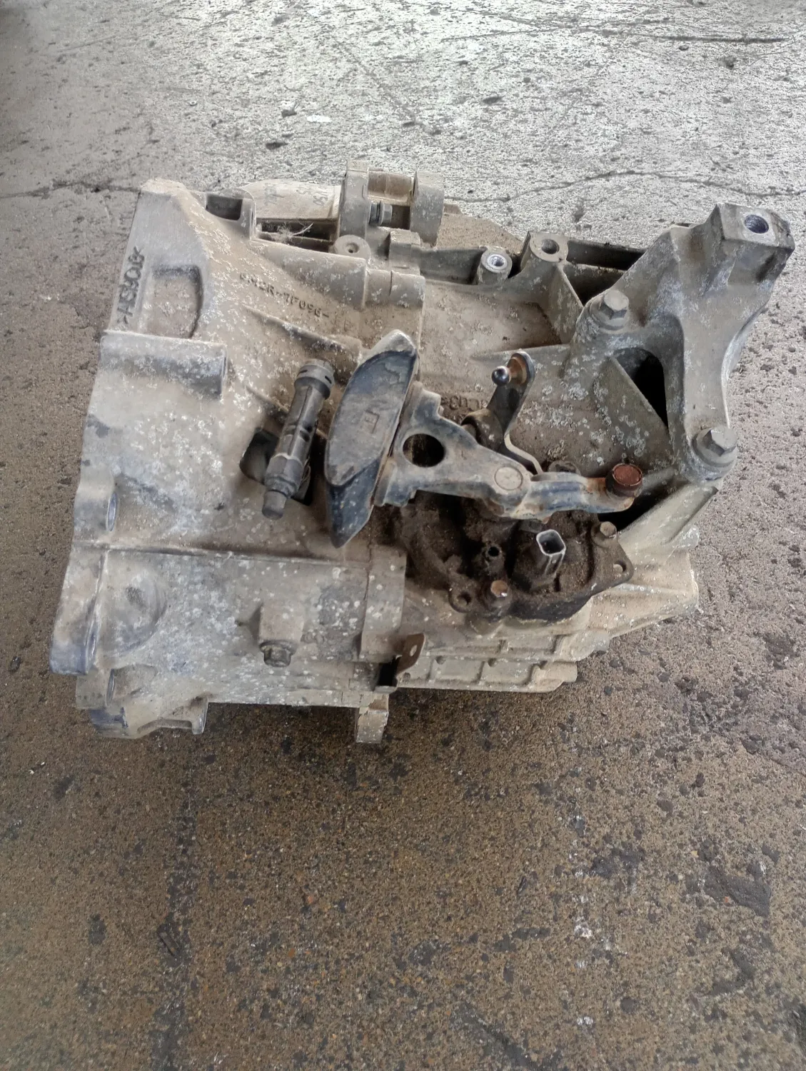 Cambio completo Volvo V50 (2004 – 2012) 2.0 100 KW diesel 8252196 D4204T