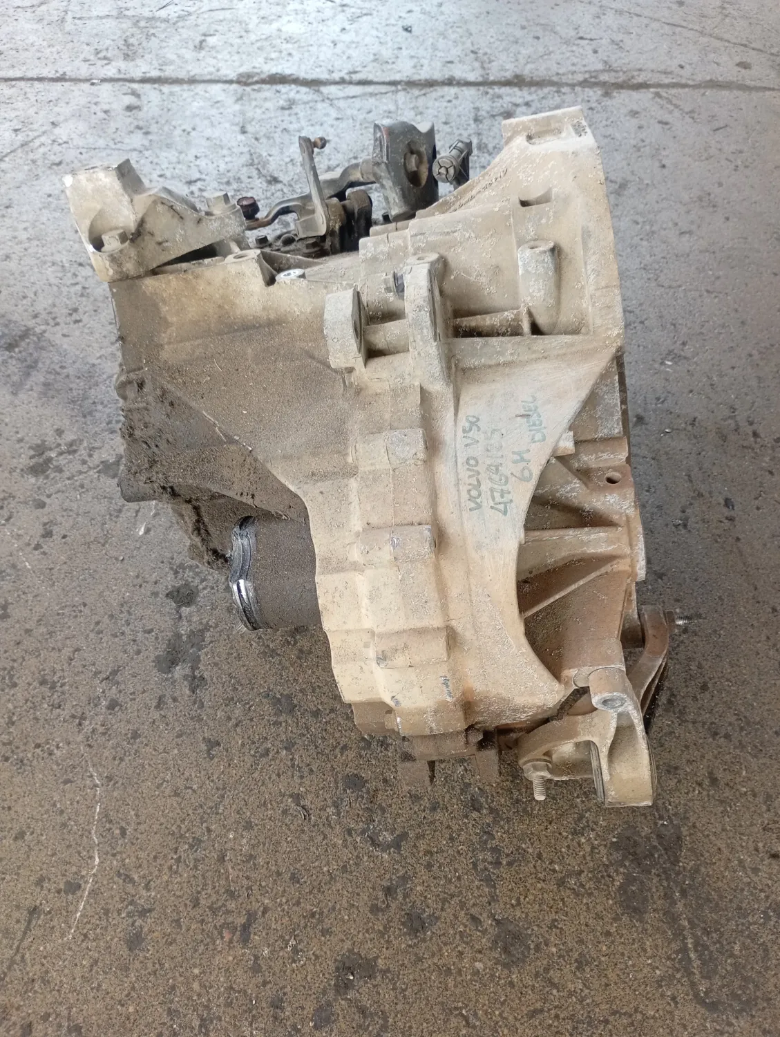 Cambio completo Volvo V50 (2004 – 2012) 2.0 100 KW diesel 8252196 D4204T