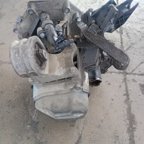 Cambio completo Mini Mini (2001 – 2006) 1.6 85 KW benzina 23000432963 W10B16A