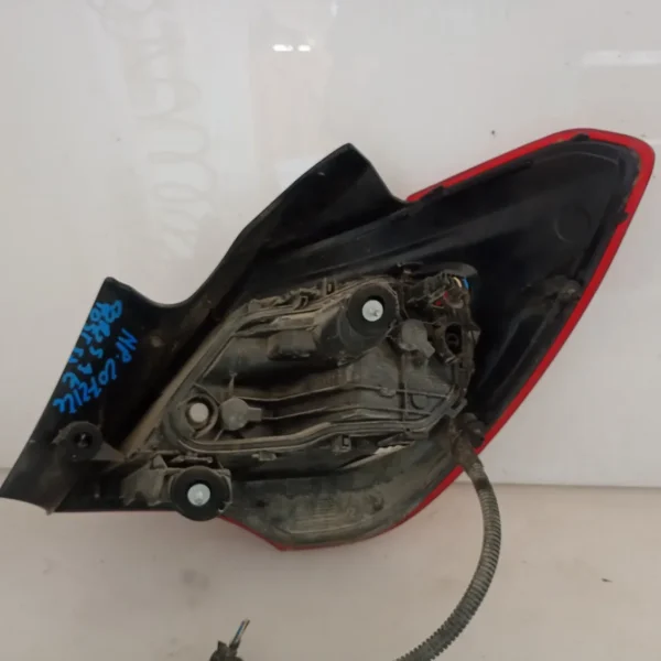 Faro posteriore est. sinistra Opel Corsa (2014 – 2019) 1.4 66 KW 39090647 B14XER OPT.