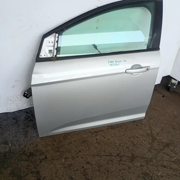 Porta anteriore sinistra Ford Focus (2011 – 2015) 1.6 70 KW diesel 2147846 T3DB