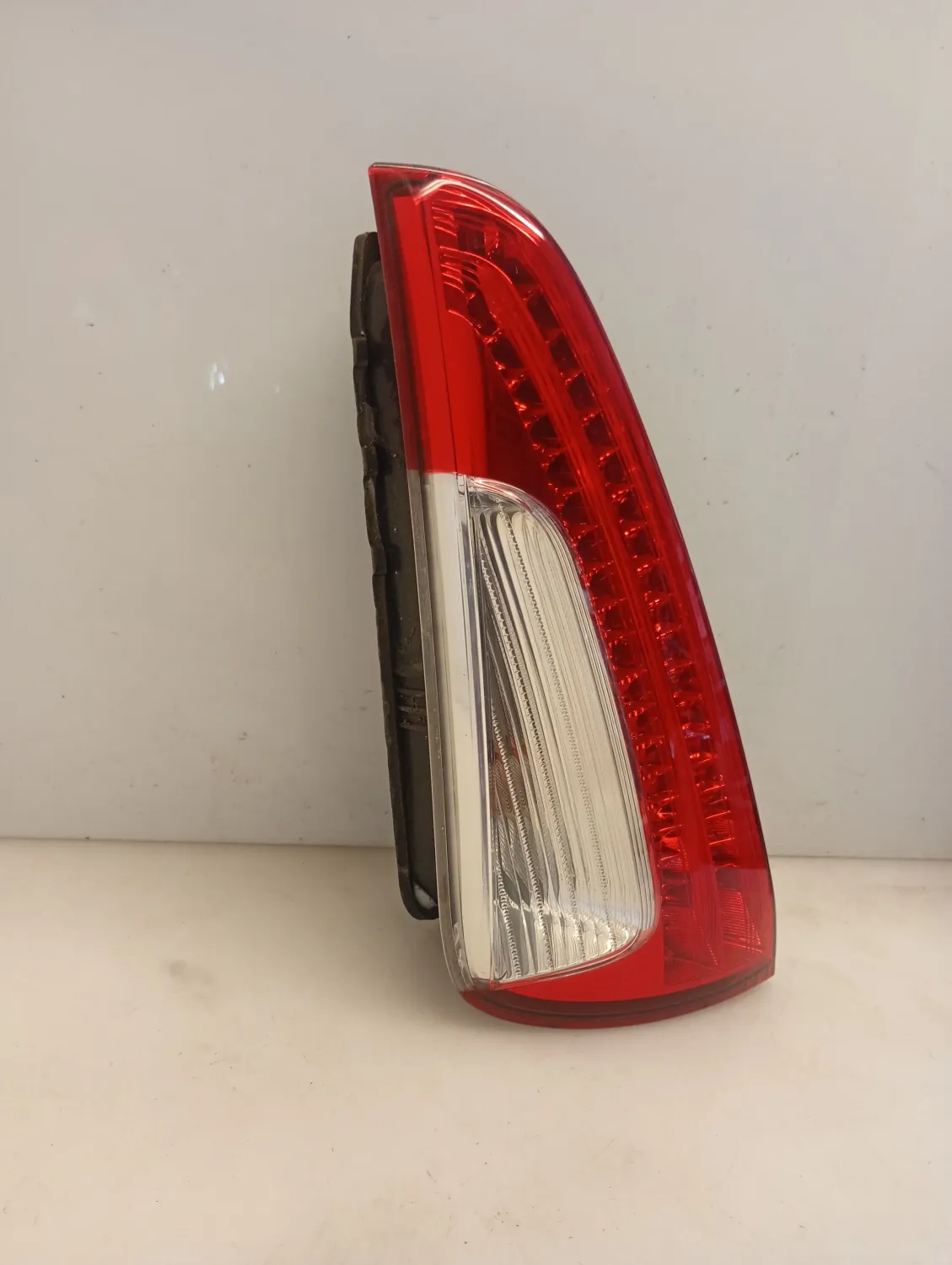 Faro posteriore sinistra Lancia Musa (2007 – 2011) 1.4 70 KW benzina 51884859 843A1000