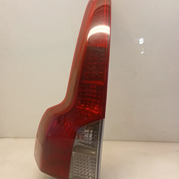 Faro posteriore sinistra Volvo V50 (2004 – 2012) 2.0 100 KW diesel 30678749 D4204T