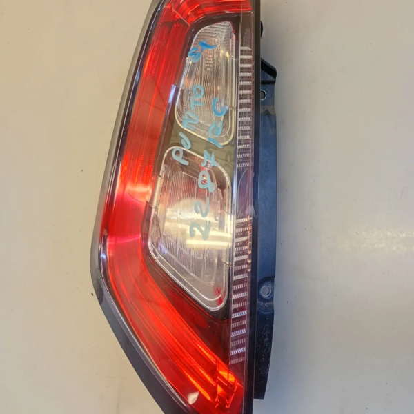 Faro posteriore sinistra Fiat Punto (2012 – 2013) 1.2 51 KW benzina 51927095 169A4000