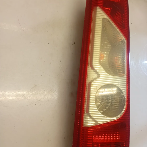 Faro posteriore sinistra Fiat Scudo 2014 1.6 66 KW diesel 9467069888 9H07
