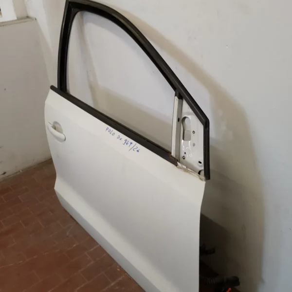 Porta anteriore destra Volkswagen Polo (2009 – 2014) 1.2 51 KW benzina 6R3831056J CGP