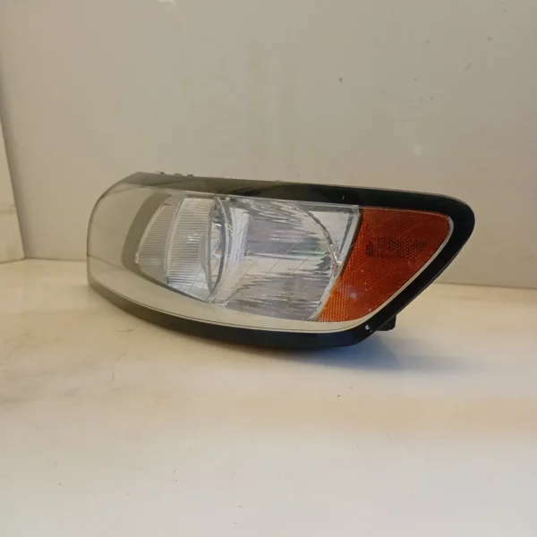 Faro ant. sinistra Volvo V50 (2004 – 2012) 2.0 100 KW diesel 30698887 D4204T