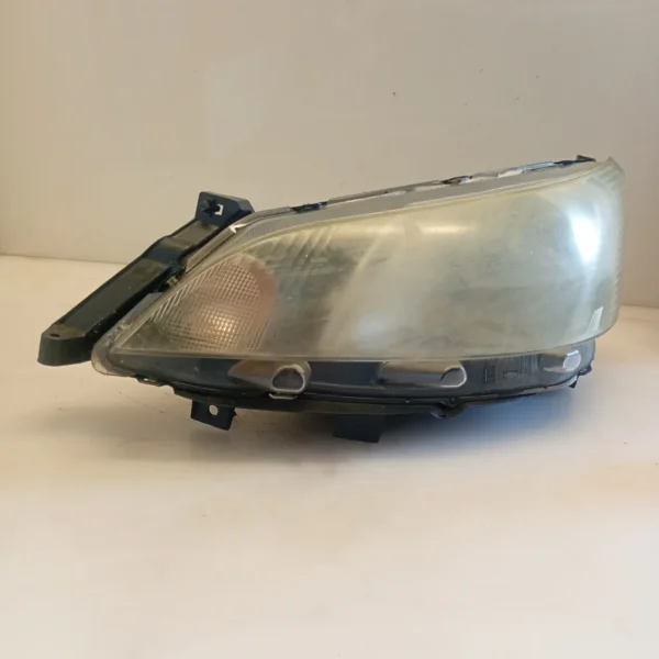 Faro ant. sinistra Nissan Nv200 (2009 – oggi) 1.5 66 KW diesel 26060JX30A K9K