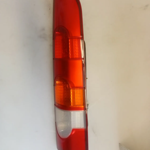 Faro posteriore destra Renault Kangoo (1997 – 2003) 1.5 60 KW diesel 8200103292 K9K B7