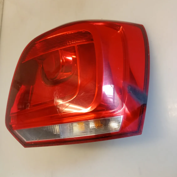 Faro posteriore destra Volkswagen Polo (2009 – 2014) 1.6 55 KW diesel 6R0945096AH CAY