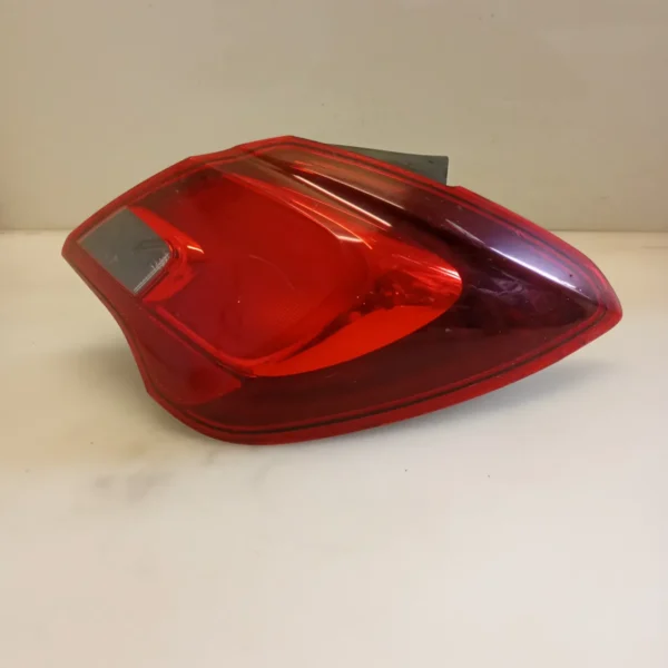 Faro posteriore est. destra Opel Corsa (2014 – 2019) 1.4 66 KW 39090648 B14XER OPT.