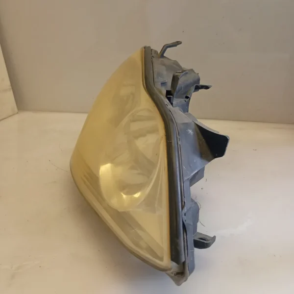 Faro ant. destro Toyota Avensis 2u00aa Serie 2006 1CD FTV