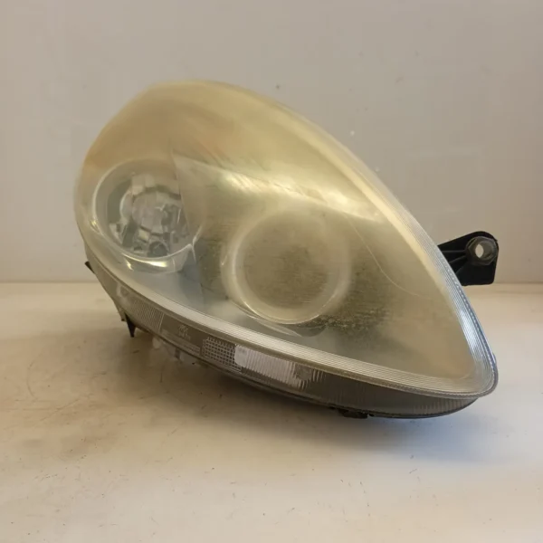 Faro ant. destra Lancia Musa (2007 – 2011) 1.4 70 KW benzina 51820766 843A1000