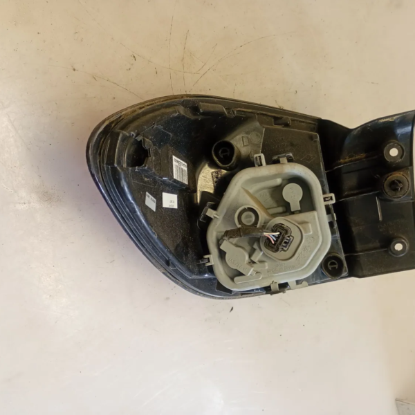 Faro posteriore est. destra Renault Captur (2013 – 2017) 1.5 66 KW diesel 265509762R K9K D6
