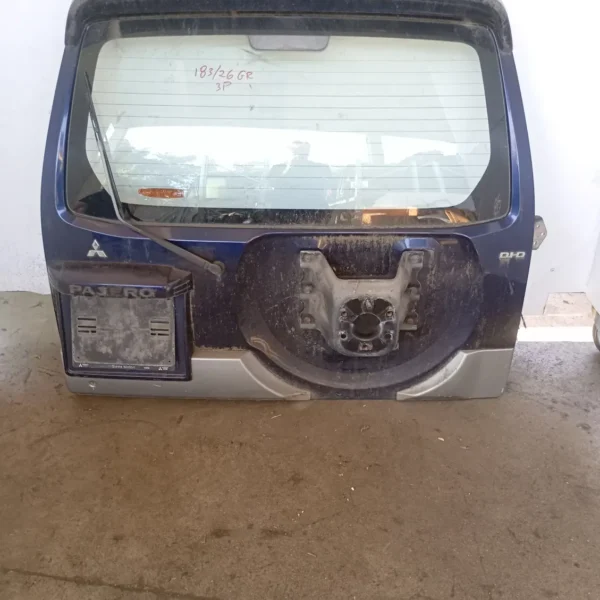 Portellone post. Mitsubishi Pajero (2000 – 2007) 3.2 118 KW diesel MN133932 4M41