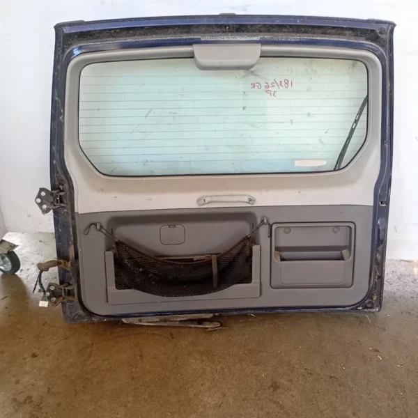Portellone post. Mitsubishi Pajero (2000 – 2007) 3.2 118 KW diesel MN133932 4M41