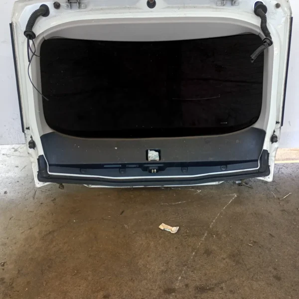 Portellone post. Renault Koleos 4×4 (2008 – oggi) 2.0 110 KW diesel 901008835R M9R D8