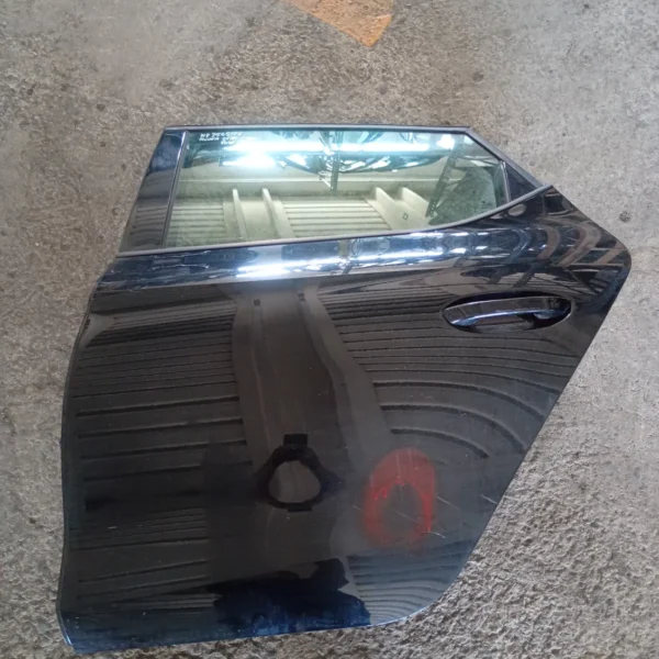 Porta posteriore sinistra Seat Leon (2020 – oggi) 2.0 85 KW diesel 5FA833051B DSU