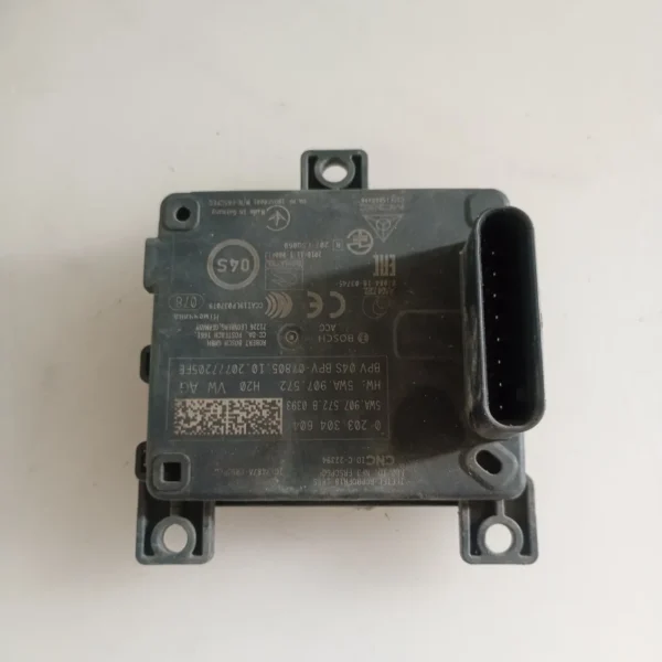 Sensore radar anteriore centr Seat Leon (2020 – oggi) 2.0 85 KW diesel 5WA907572B DSU