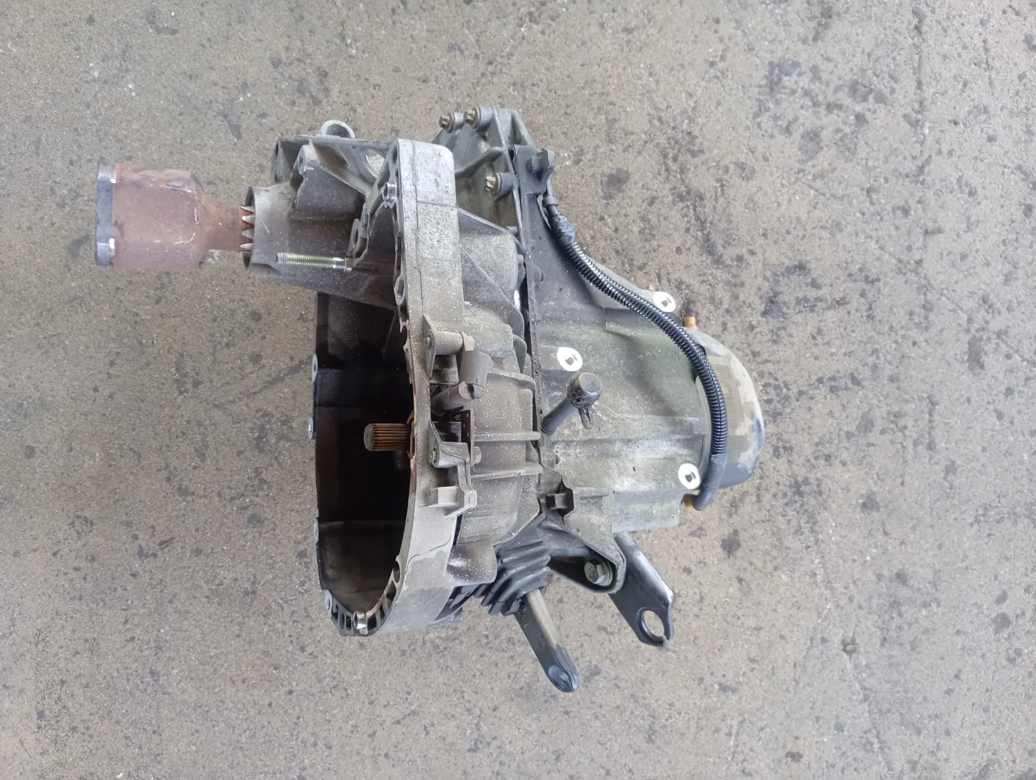 Cambio completo Renault Scenic (1999 – 2003) 1.4 70 KW benzina 7701723235 K4J C7