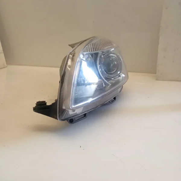 Faro ant. sinistra Skoda Fabia (2007 – 2015) 1.2 51 KW benzina 5J1941017A CGP