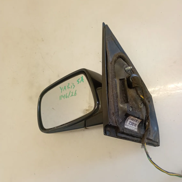 Specchietto est. sinistra Toyota Yaris (2001 – 2005) 1.0 48 KW benzina 879400D917 1SZ FE