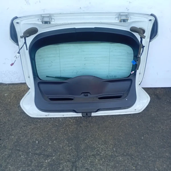 Portellone post. Volvo V40 (2012 – 2016) 1.6 84 KW diesel 32227622 D4162T