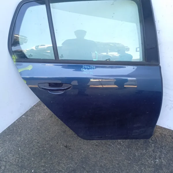 Porta posteriore destra Volkswagen Golf (2008 – oggi) 1.4 90 KW benzina CAX
