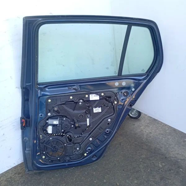 Porta posteriore destra Volkswagen Golf (2008 – oggi) 1.4 90 KW benzina CAX