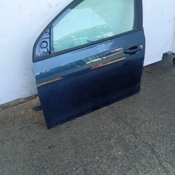 Porta anteriore sinistra Volkswagen Golf (2008 – oggi) 1.4 90 KW benzina 5K3831055K CAX