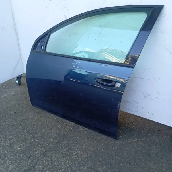 Porta anteriore sinistra Volkswagen Golf (2008 – oggi) 1.4 90 KW benzina 5K3831055K CAX