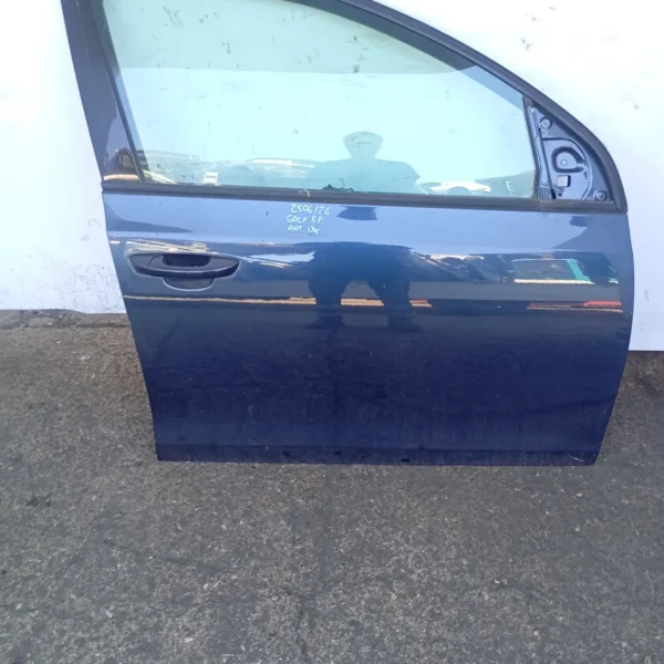 Porta anteriore destra Volkswagen Golf (2008 – oggi) 1.4 90 KW benzina 5K3831056K CAX