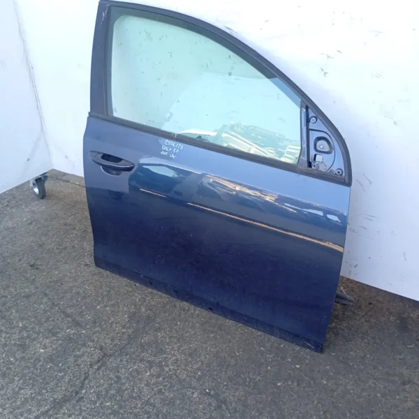 Porta anteriore destra Volkswagen Golf (2008 – oggi) 1.4 90 KW benzina 5K3831056K CAX