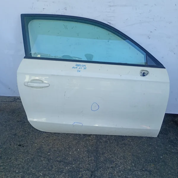Porta anteriore destra Audi A1 (2010 – 2019) 1.2 63 KW benzina 8X3831052B CBZ