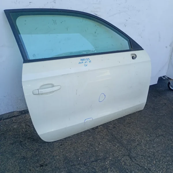 Porta anteriore destra Audi A1 (2010 – 2019) 1.2 63 KW benzina 8X3831052B CBZ