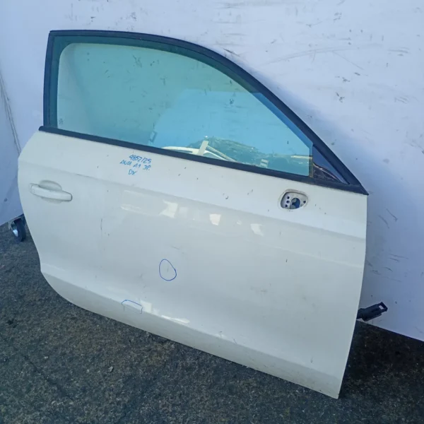Porta anteriore destra Audi A1 (2010 – 2019) 1.2 63 KW benzina 8X3831052B CBZ