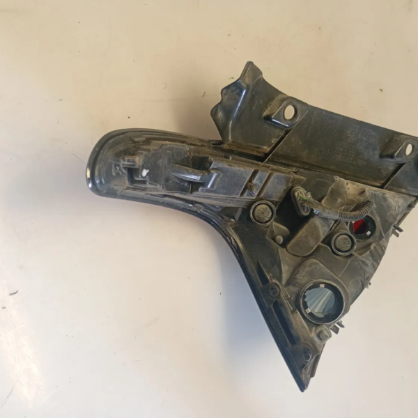 Faro posteriore destra Lancia Ypsilon (2011 – 2016) 1.3 70 KW diesel 51833630 199B1000